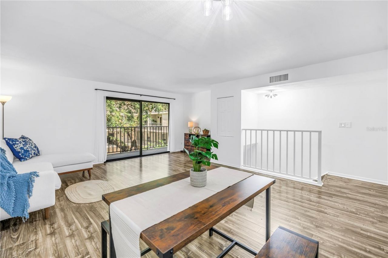 105 4th Avenue Ne, Unit 220, Saint Petersburg, FL 33701 Photo