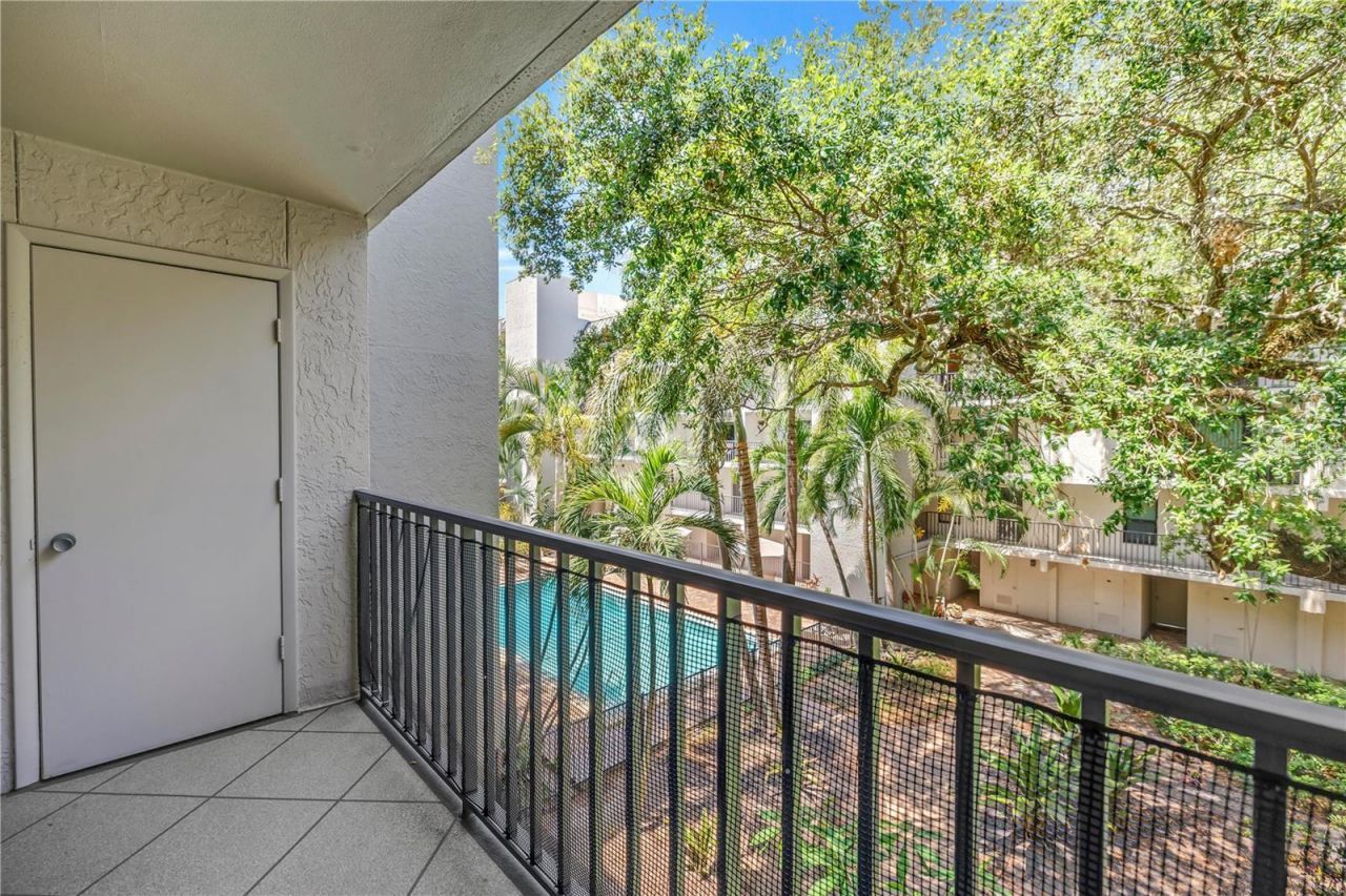 105 4th Avenue Ne, Unit 220, Saint Petersburg, FL 33701 Photo