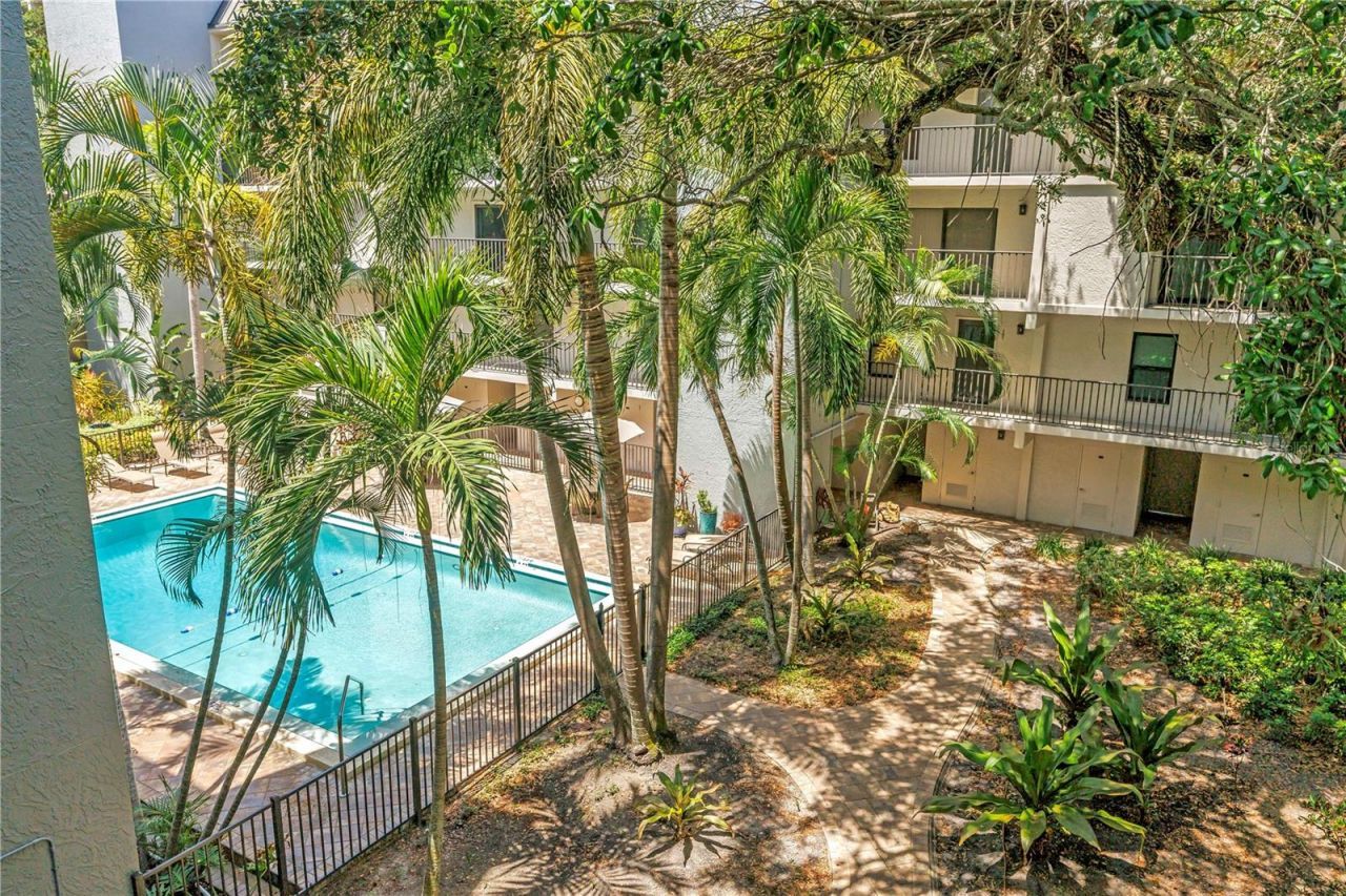 105 4th Avenue Ne, Unit 220, Saint Petersburg, FL 33701 Photo