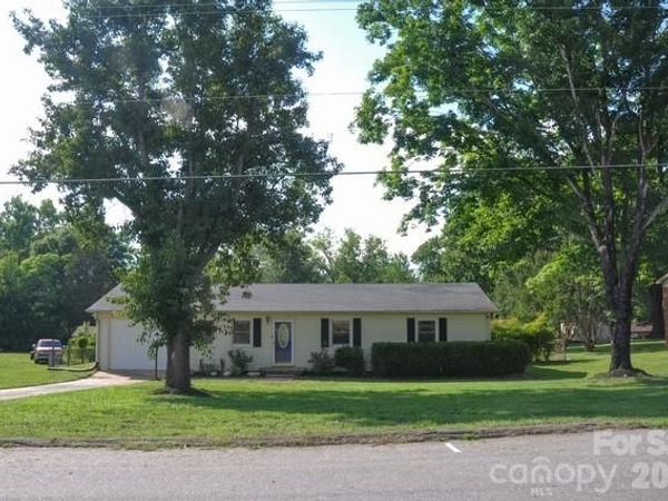 109 Oxford Street, Shelby, NC 28152