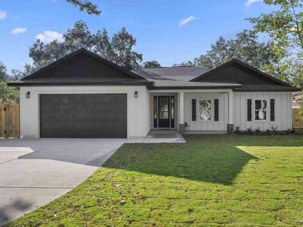1780 Briza Del Mar Dr, Navarre, FL 32566