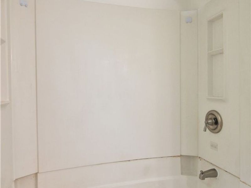 410 Lafayette Road, Unit 18, Medina, OH 44256 Photo 17