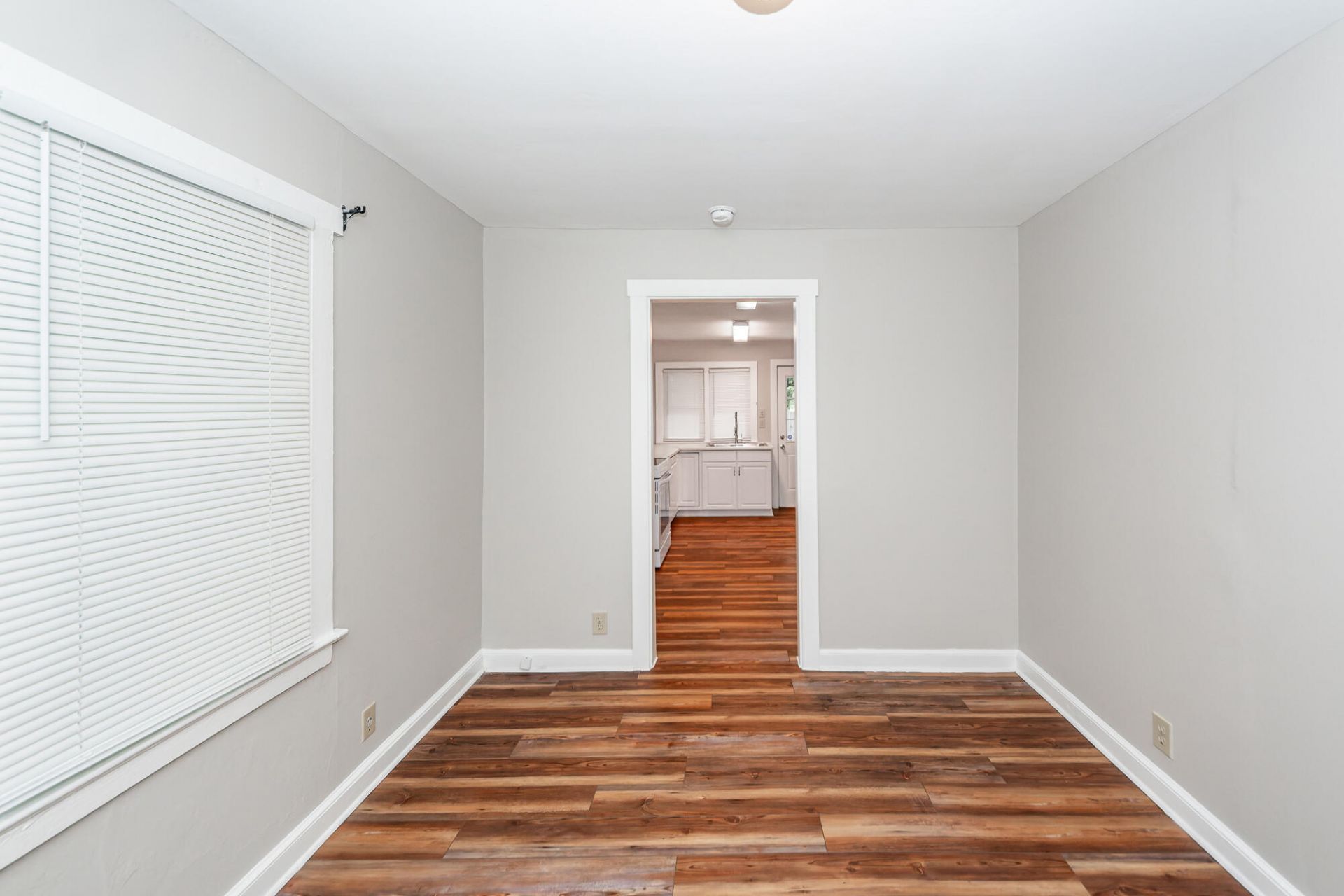 1621 Poinsettia Road Photo 11