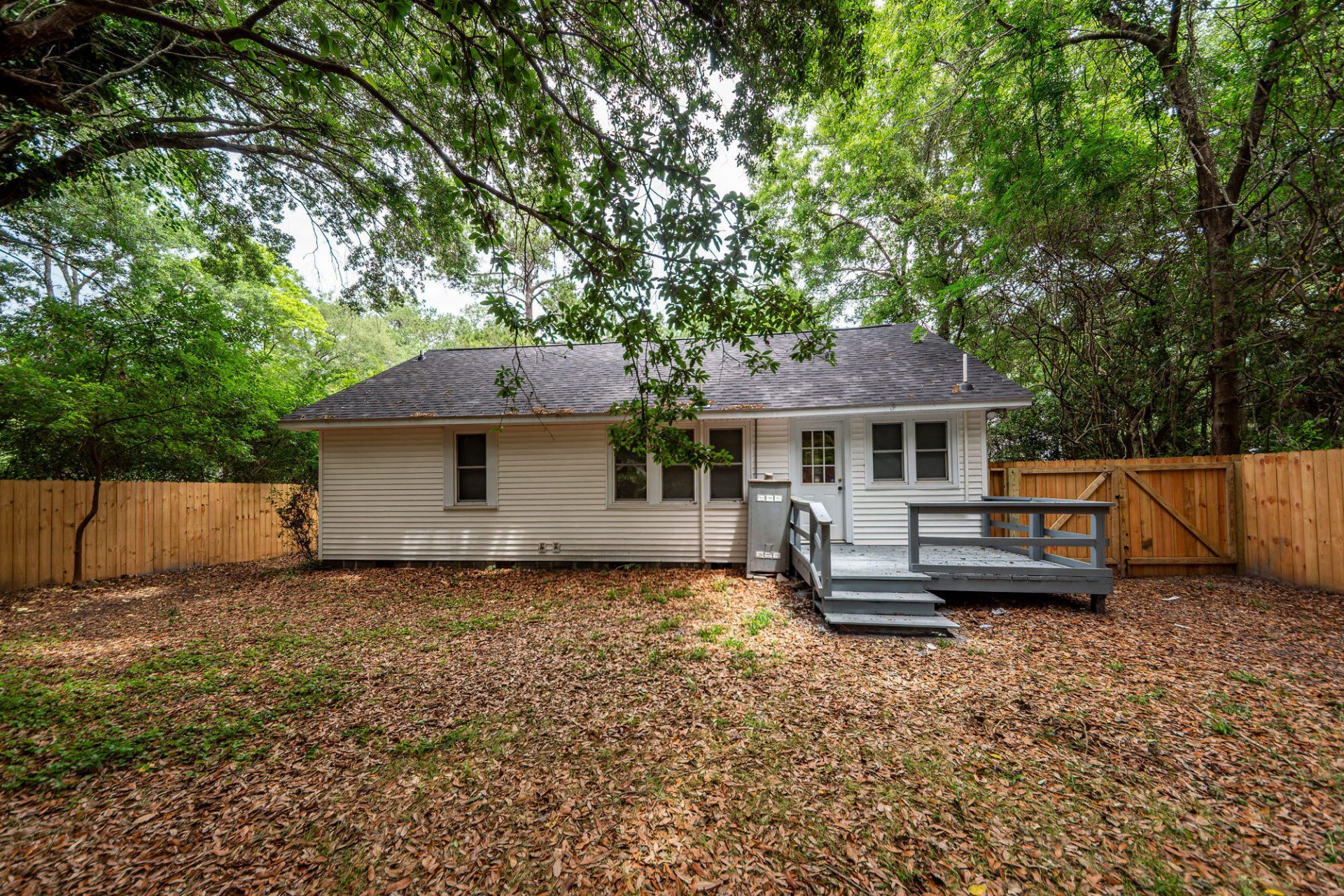 1621 Poinsettia Road Photo 34