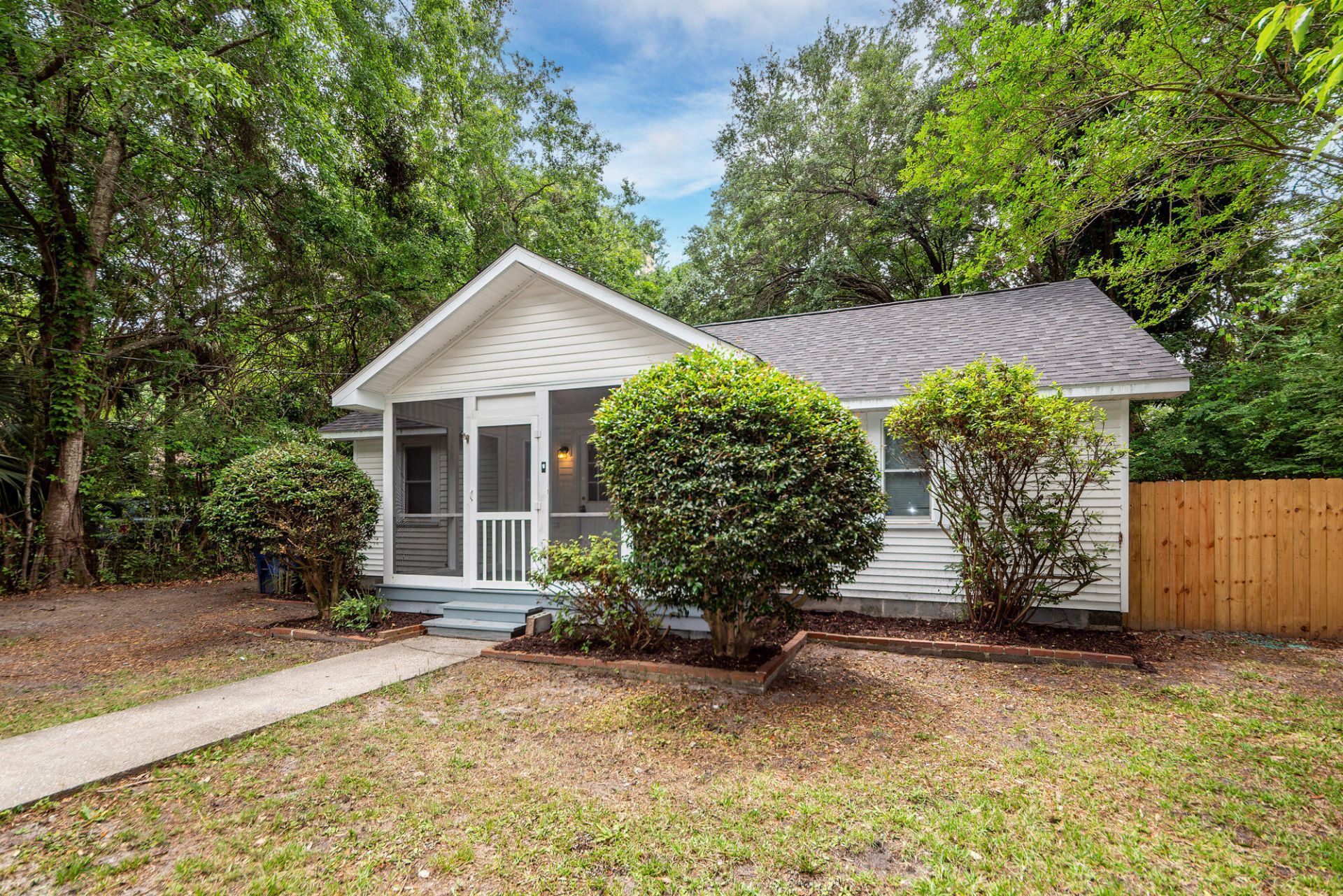 1621 Poinsettia Road Photo 35
