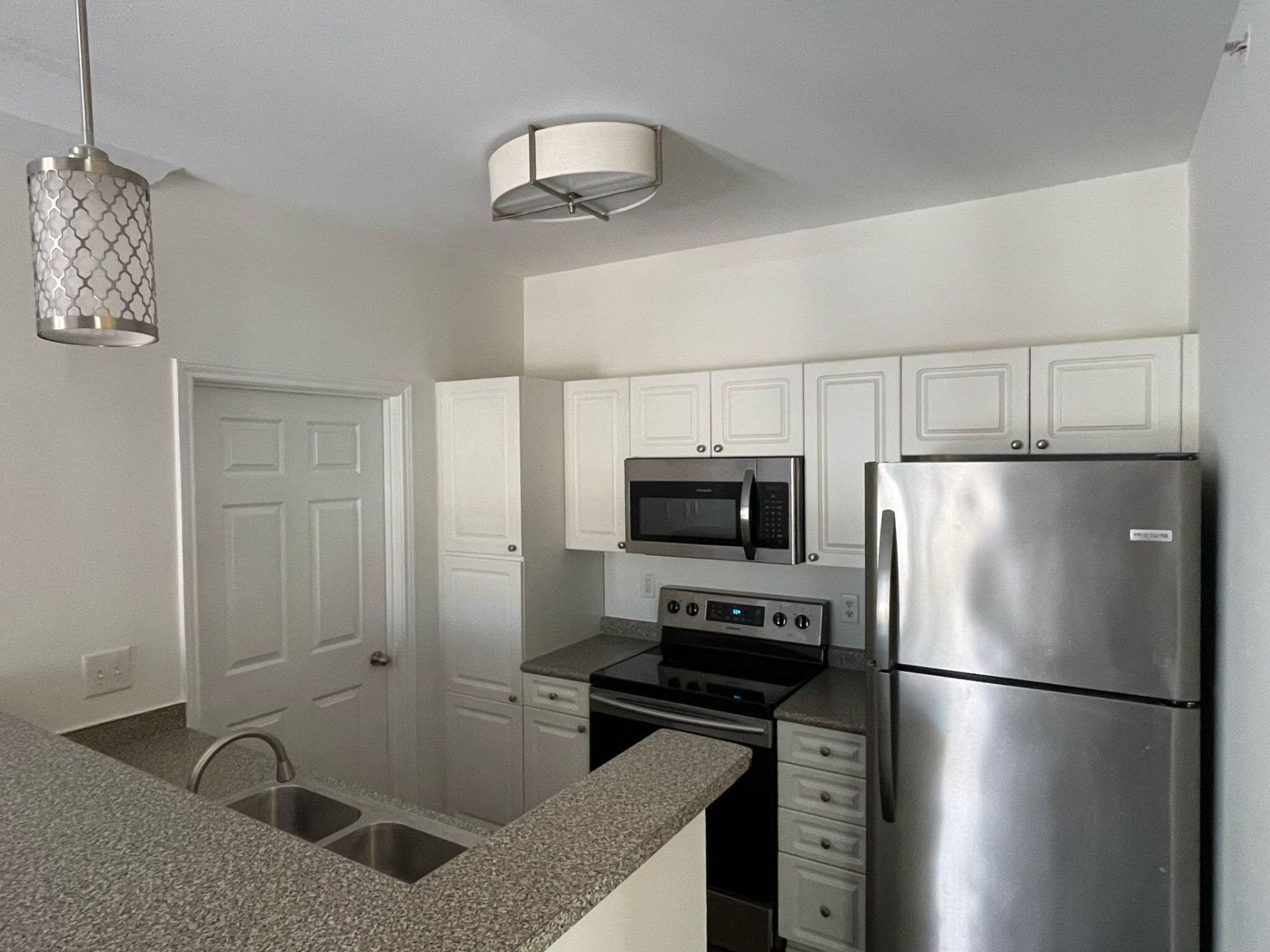 130 River Landing Drive Photo 10