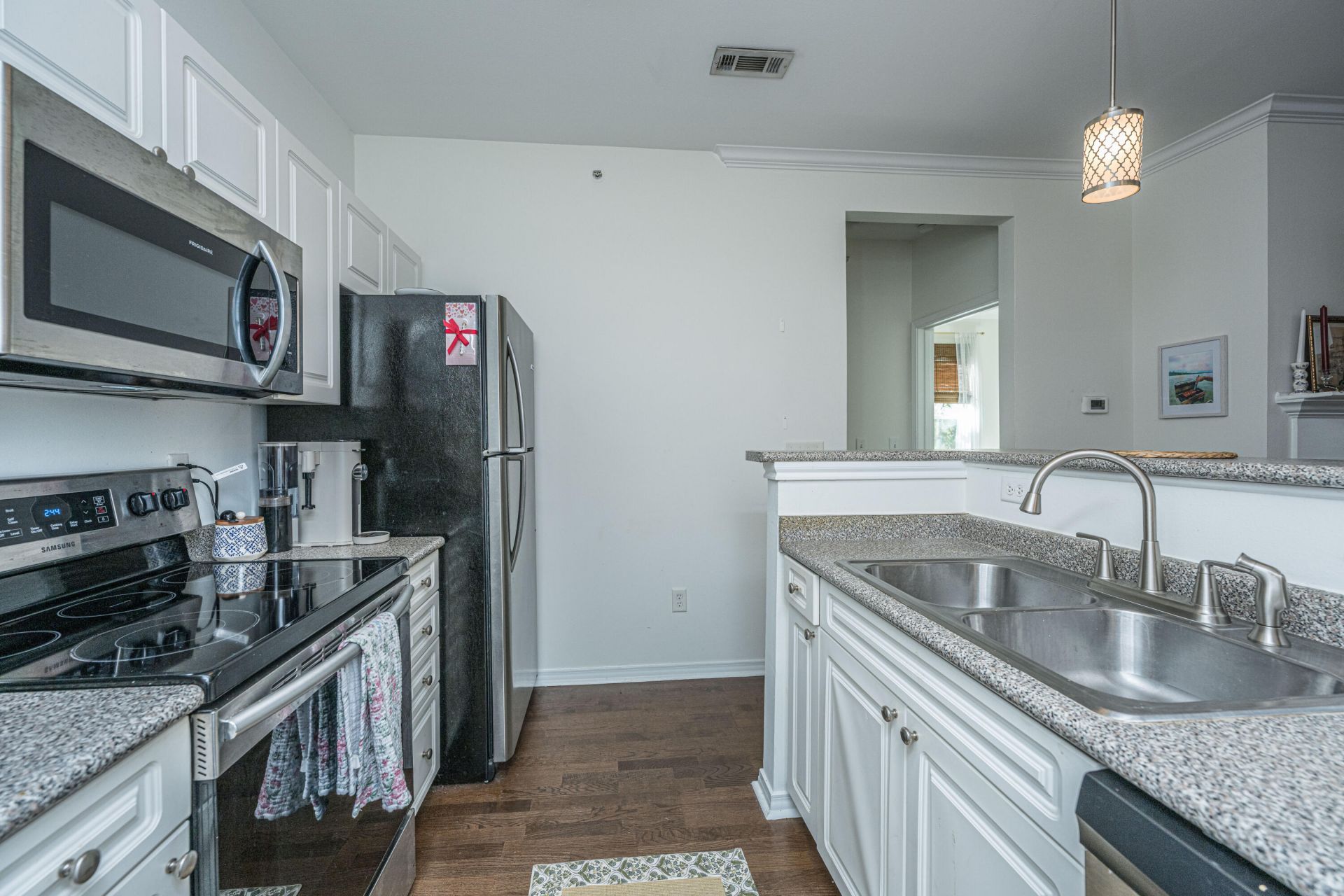 130 River Landing Drive Photo 7