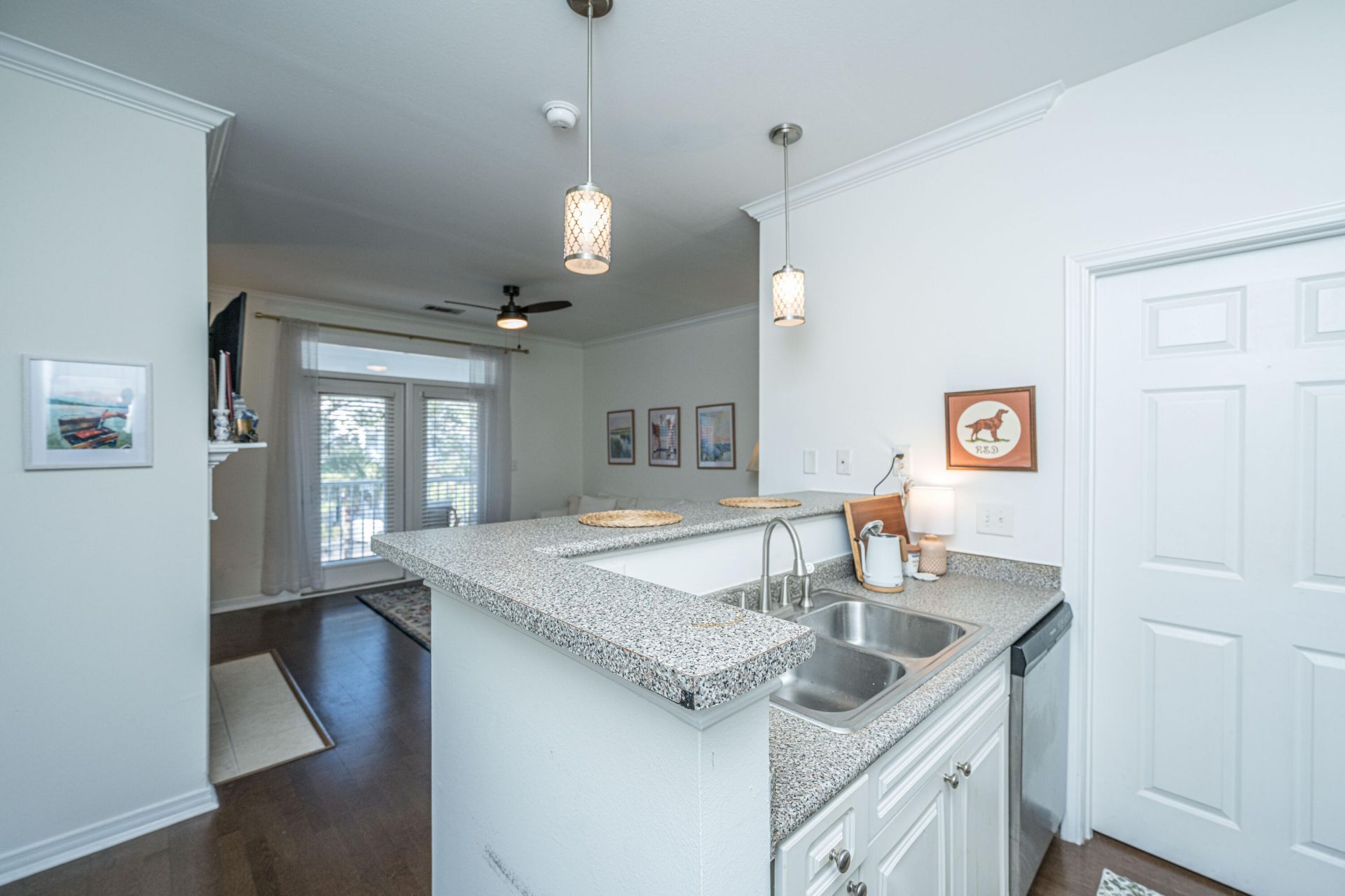 130 River Landing Drive Photo 9