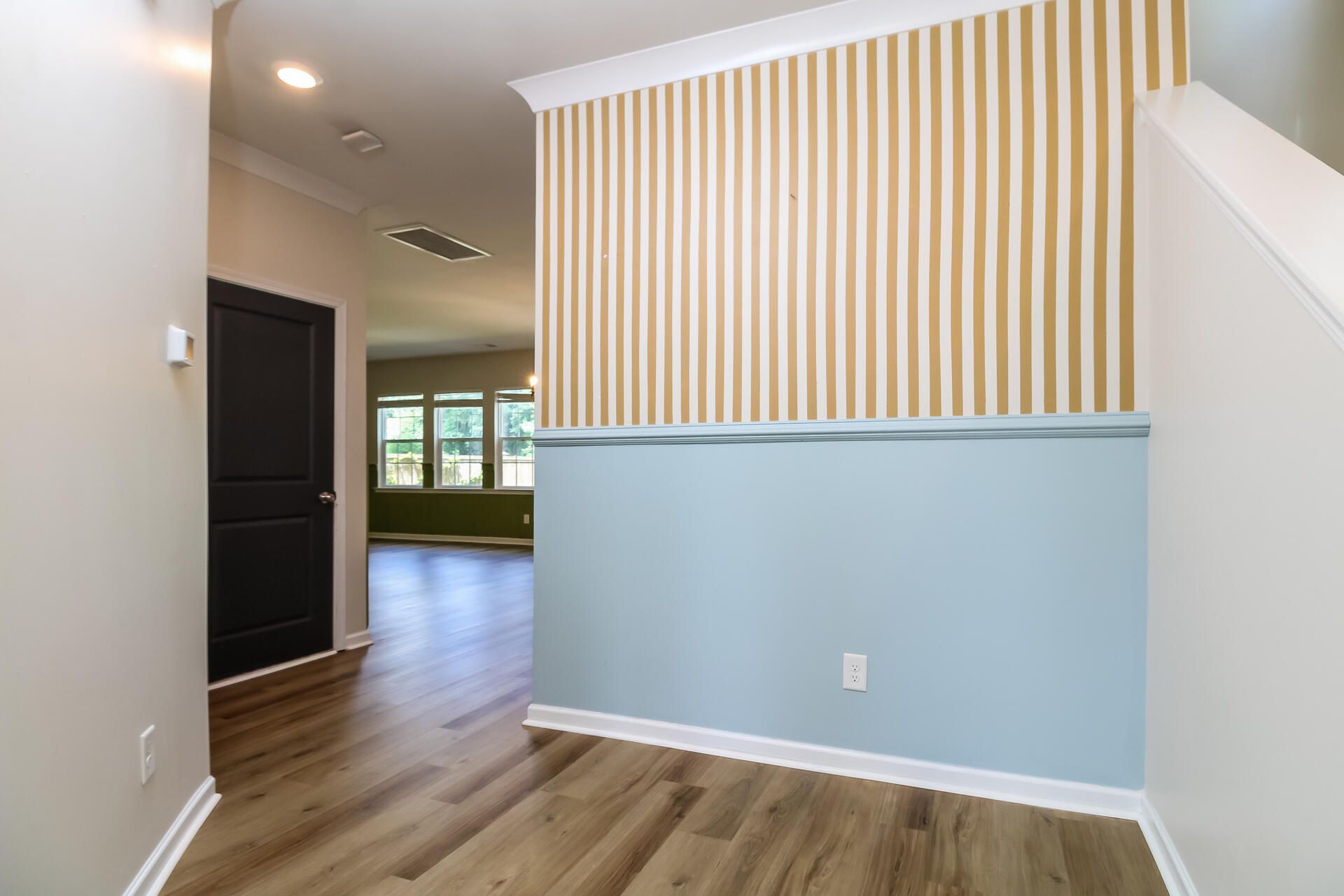 1006 Mossy Rock Drive Photo 6