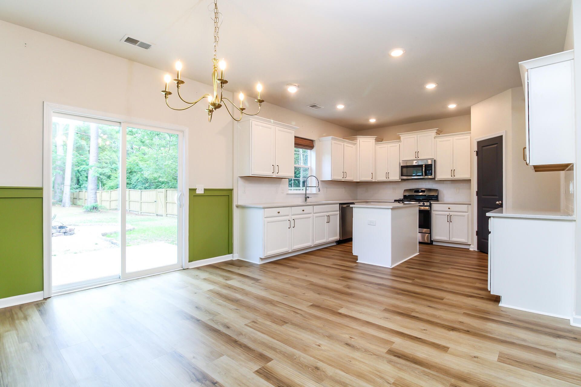 1006 Mossy Rock Drive Photo 8