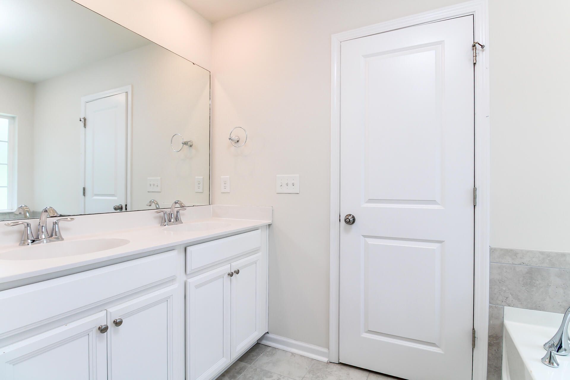 1006 Mossy Rock Drive Photo 9