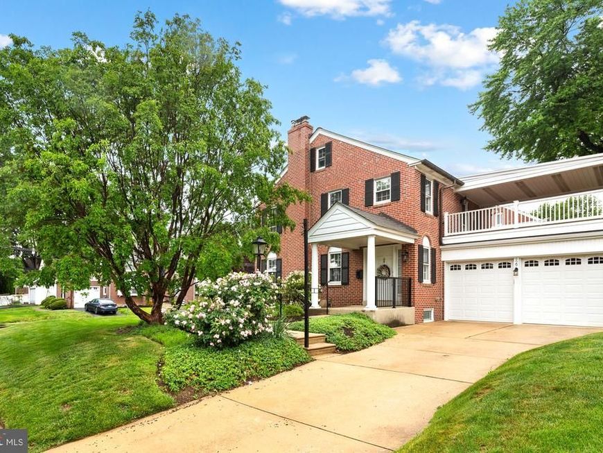 929 Burmont Road, Drexel Hill, PA 19026 Main Photo