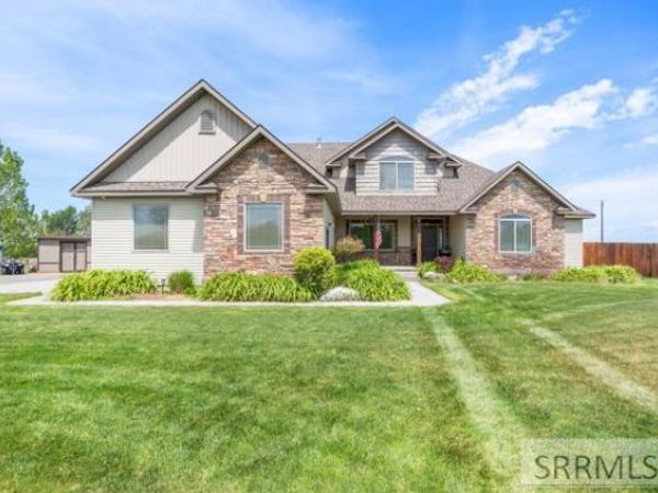 612 Island Street, REXBURG, ID 83440