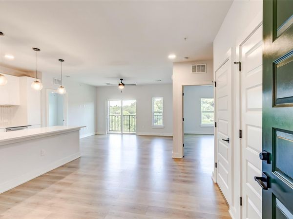 2500 Longview ST, Unit 402, Austin, TX 78705