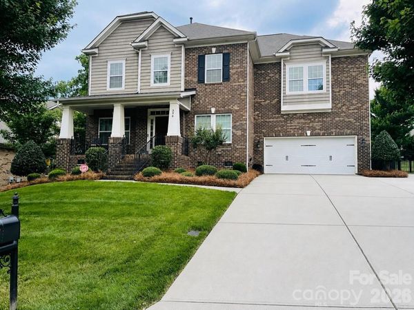 396 E Waterlynn Road , Mooresville, NC 28115