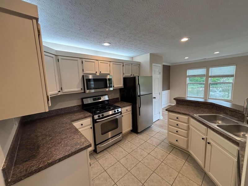 3516 Fishinger Mill Drive, Hilliard, OH 43026 Photo 14