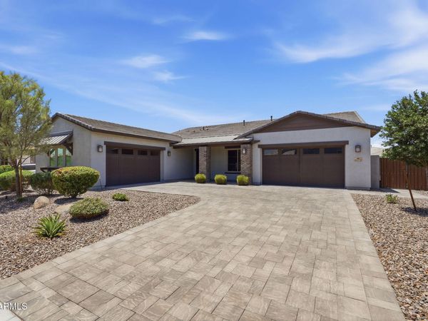 6072 S GRANITE Street, Gilbert, AZ 85298