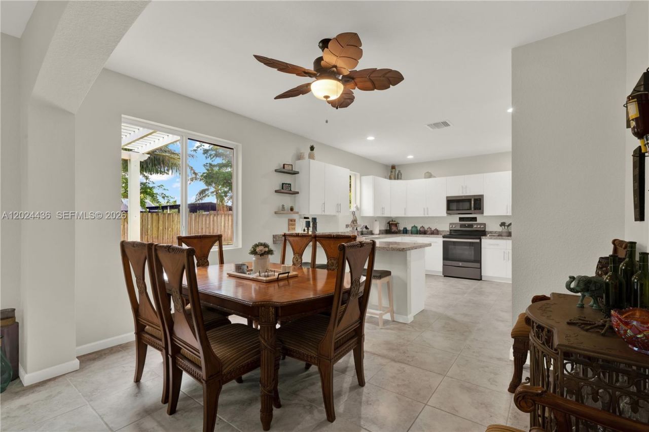 1730 NW 21st St, Homestead, FL 33030 Photo
