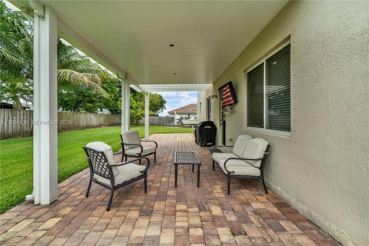 1730 NW 21st St, Homestead, FL 33030 Photo