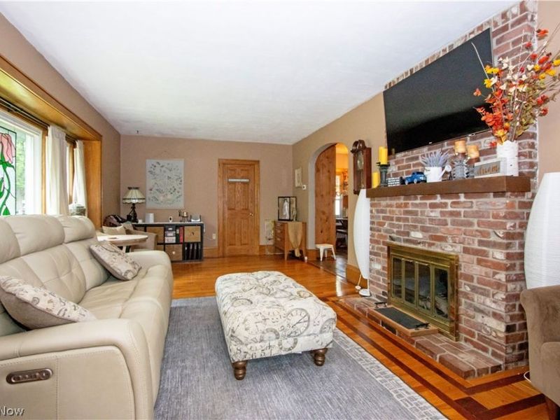 4035 Brookside Court, Norton, OH 44203 Photo 2