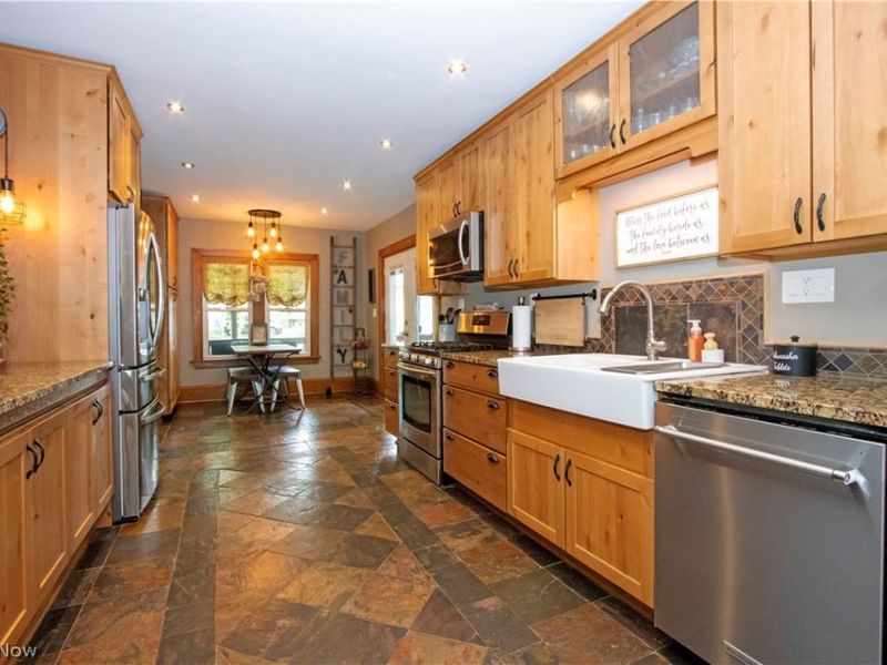 4035 Brookside Court, Norton, OH 44203 Photo 4