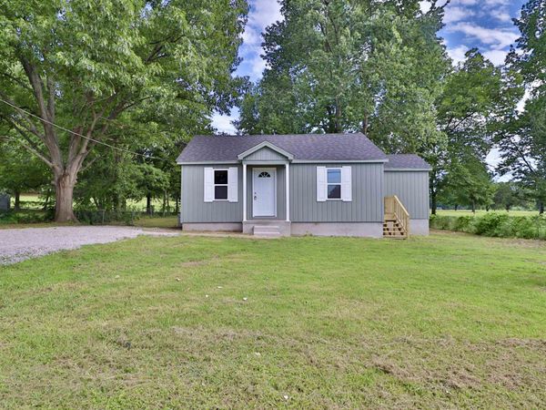 224 KELLAR AVE, Ripley, TN 38063