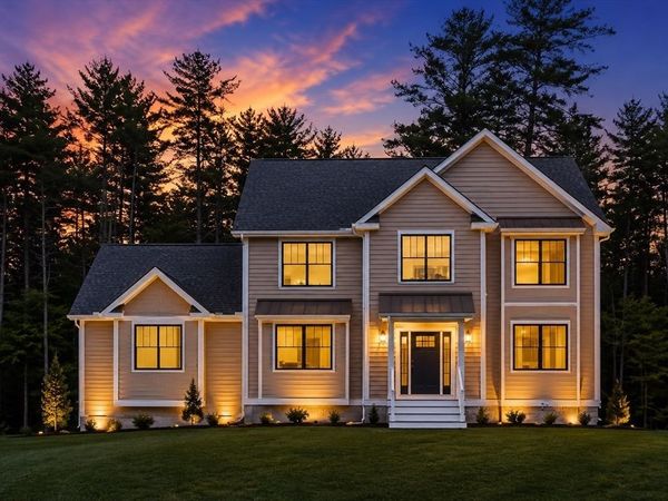16 Unkety Brook Way, Dunstable, MA 01827