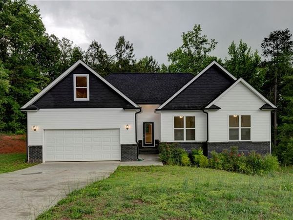 15 Cassidy Trail, Douglasville, GA 30134