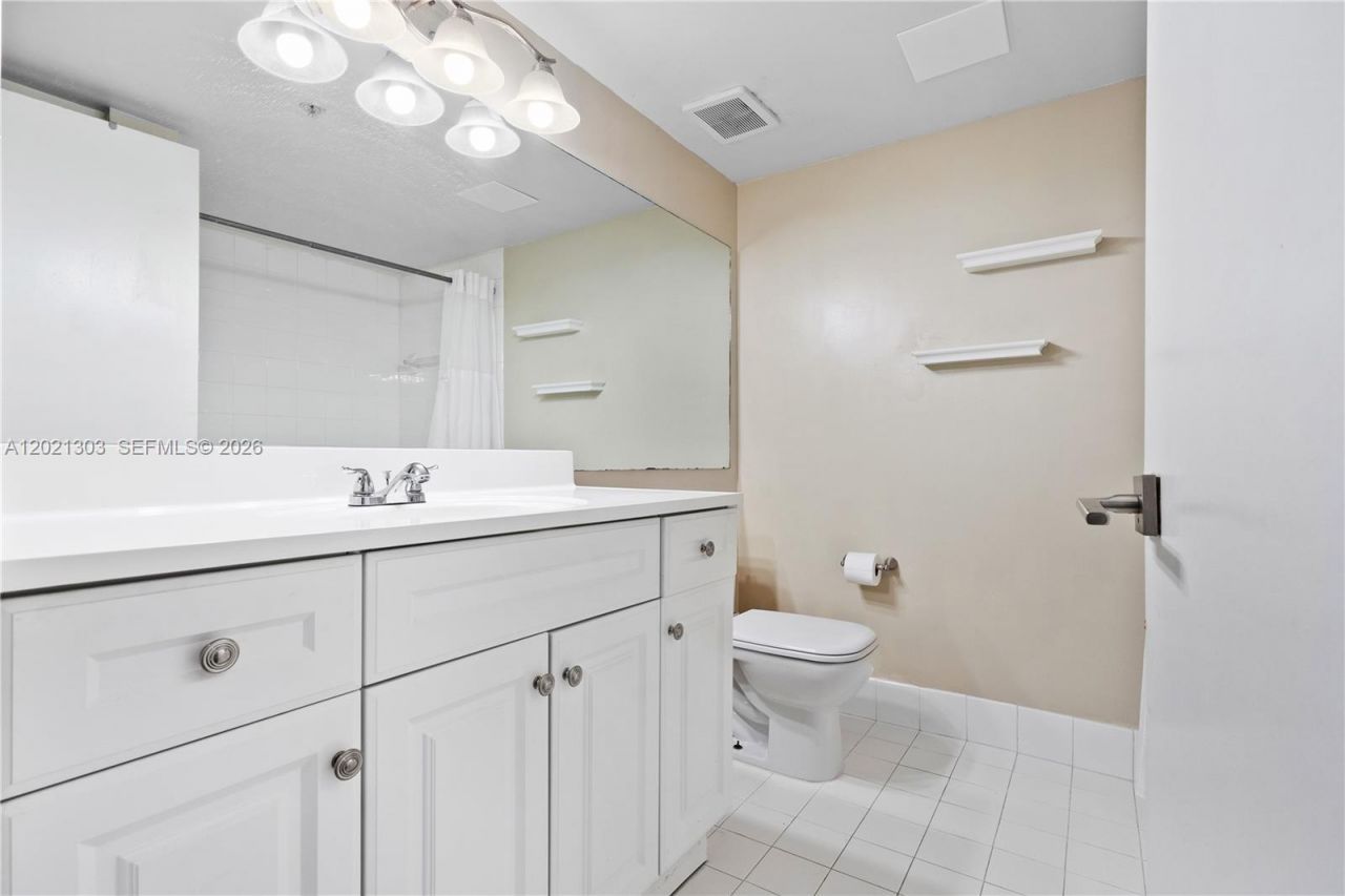 2123 Renaissance Blvd , Unit 201, Miramar, FL 33025 Photo
