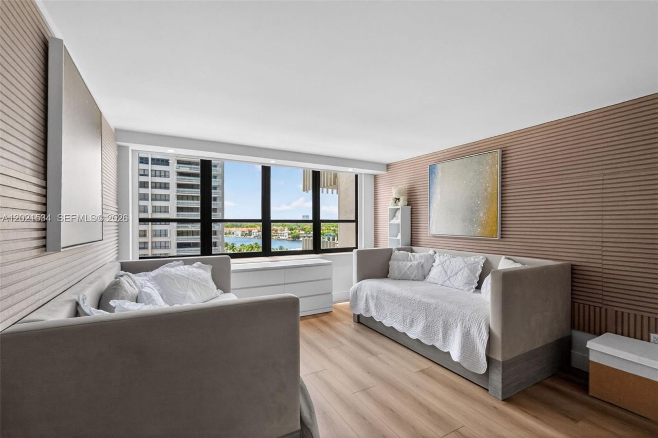 2 Grove Isle Dr, Unit B801-802, Miami, FL 33133 Photo