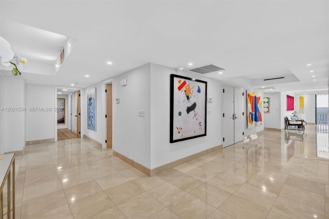 2 Grove Isle Dr, Unit B801-802, Miami, FL 33133 Photo
