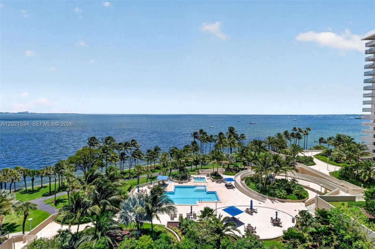 2 Grove Isle Dr, Unit B801-802, Miami, FL 33133 Photo