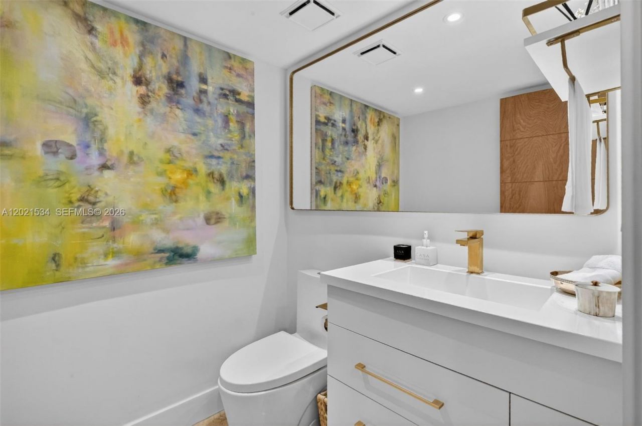 2 Grove Isle Dr, Unit B801-802, Miami, FL 33133 Photo