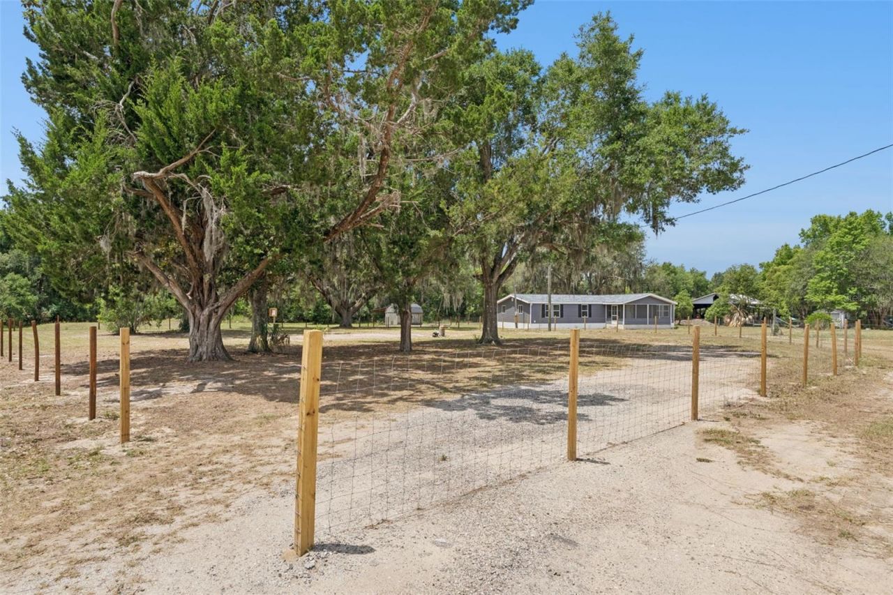 2484 Gator Lane , Groveland, FL 34736 Photo