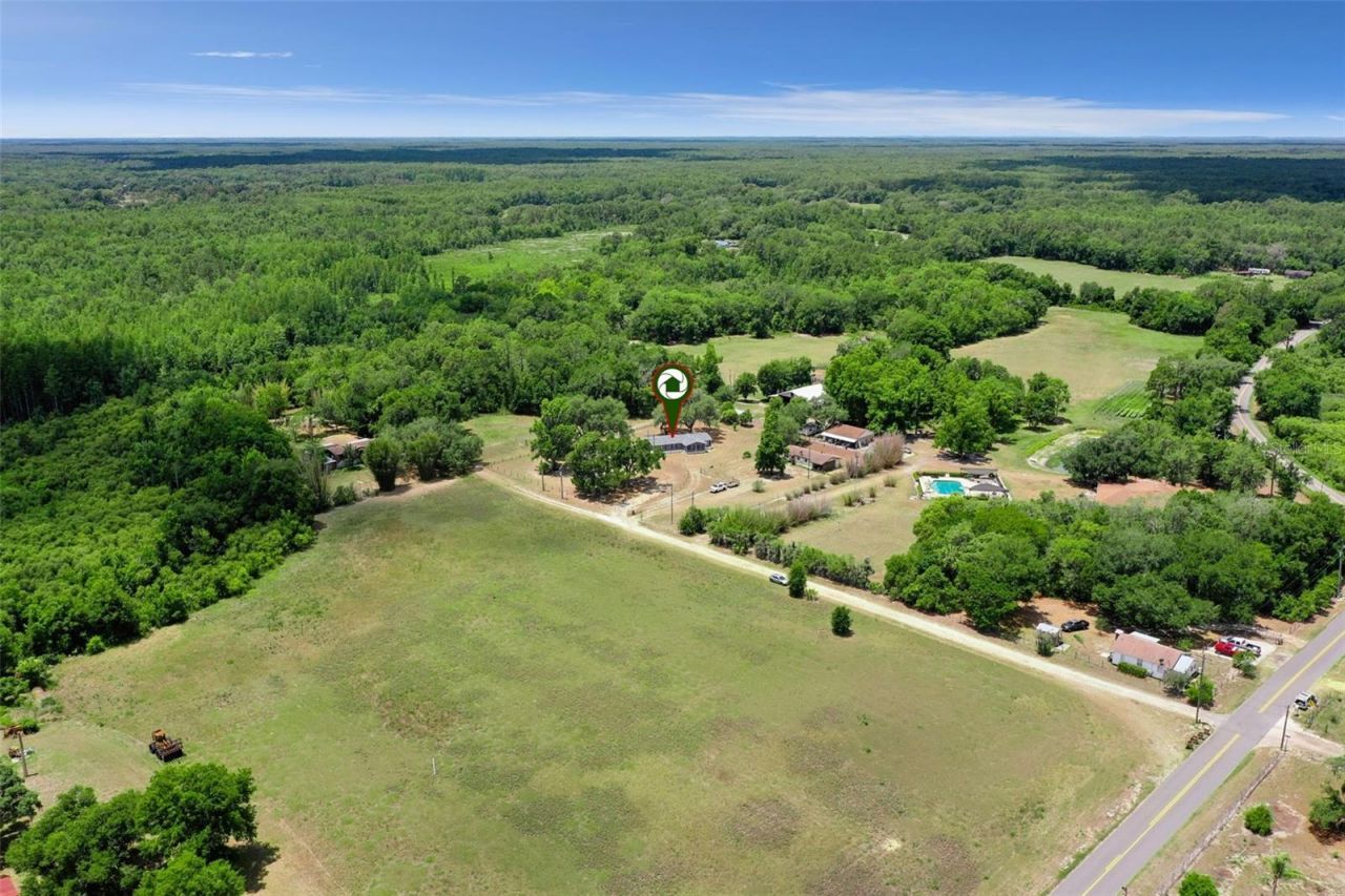 2484 Gator Lane , Groveland, FL 34736 Photo