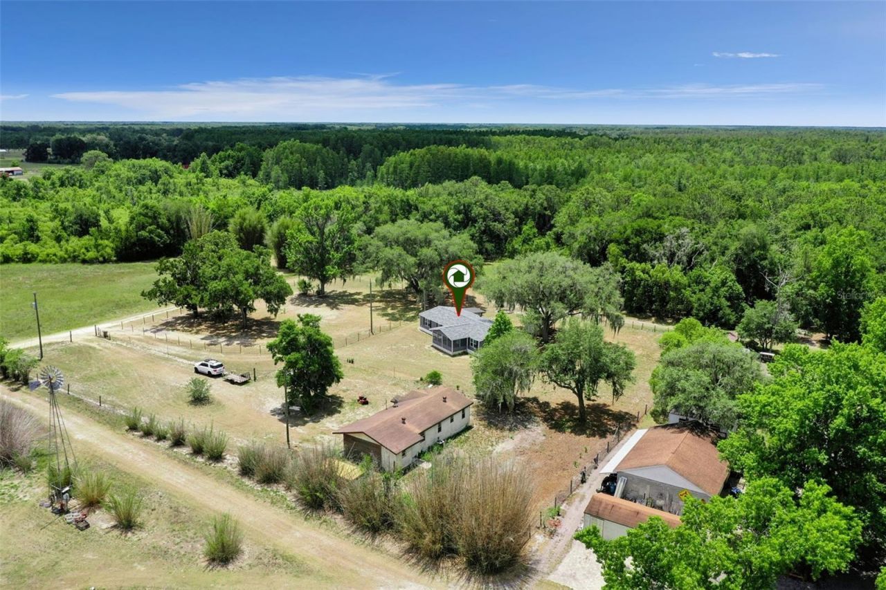 2484 Gator Lane , Groveland, FL 34736 Photo