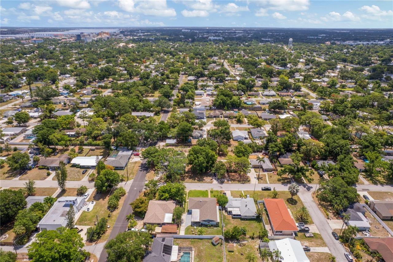 1306 30th Street W, Bradenton, FL 34205 Photo