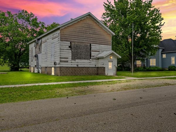 24372 4th STREET, Trempealeau, WI 54661