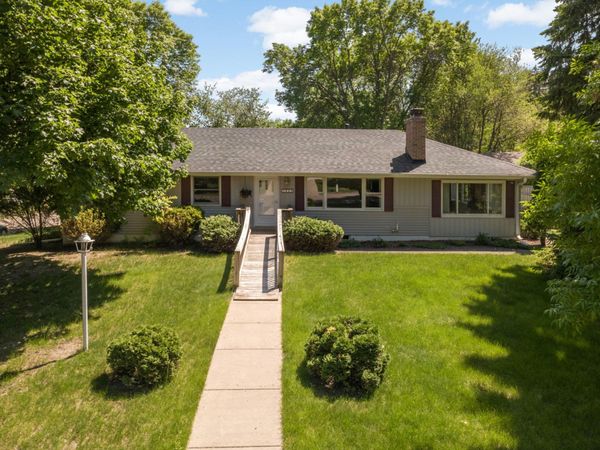 5009 Holiday Road, Minnetonka, MN 55345