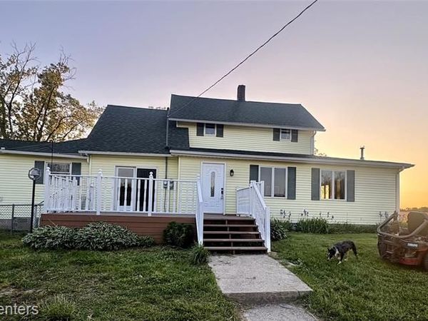 10667 Sober Road, Conway Twp, MI 48892