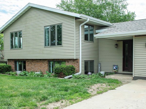 28262 120th, Dike, IA 50624
