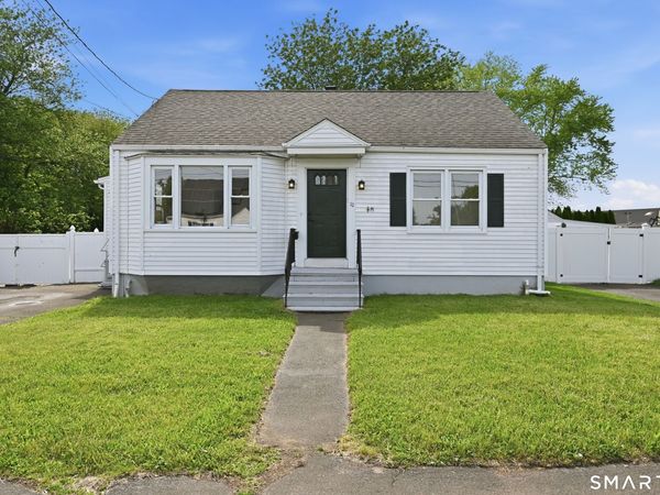 70 Prospect Pl, East Haven, CT 06512