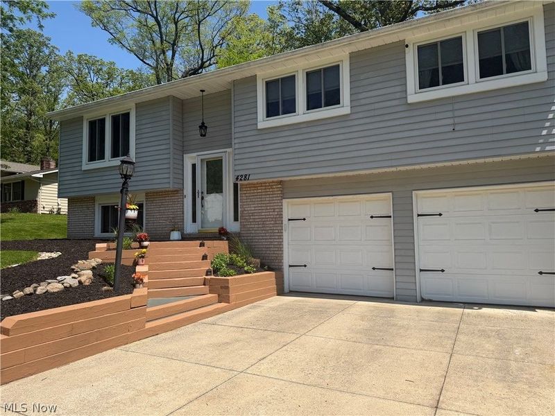 4281 Meadowlark Trail, Stow, OH 44224 Photo 2