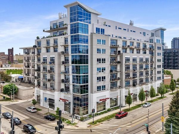 601 E Ogden AVENUE, Unit 405, Milwaukee, WI 53202