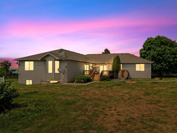 10206 E Tate Rd, Spokane, WA 99217
