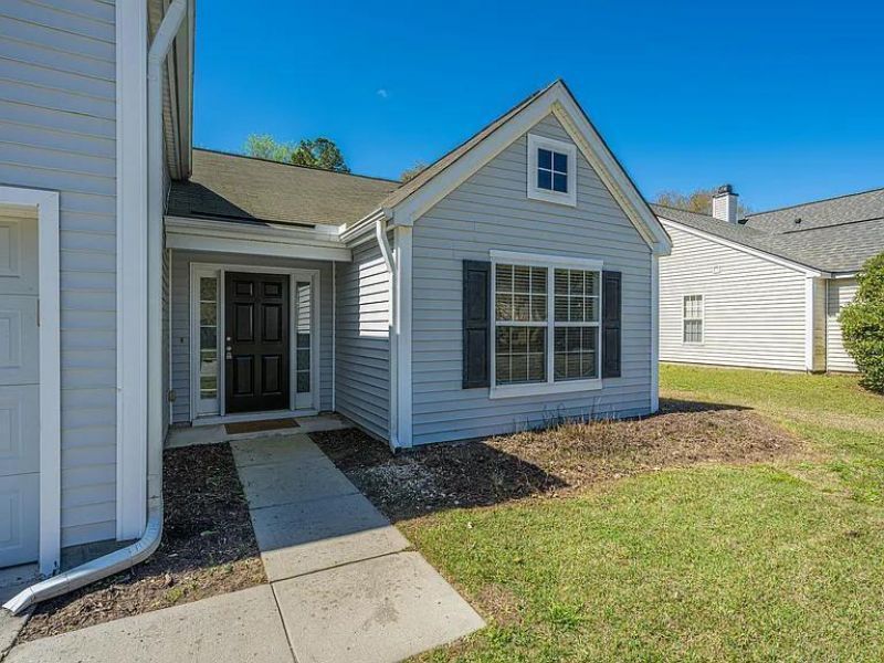 1373 Palm Cove Drive Photo 11