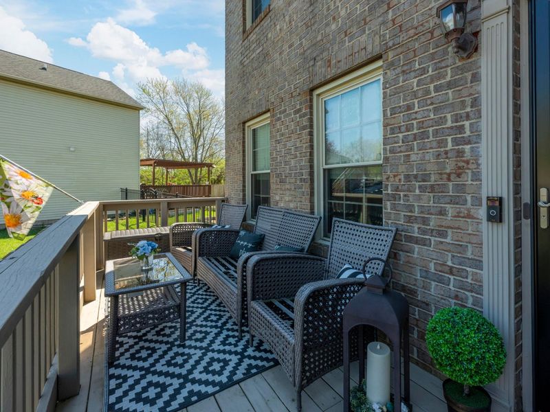 524 Thorngate Court, Galloway, OH 43119 Photo 3