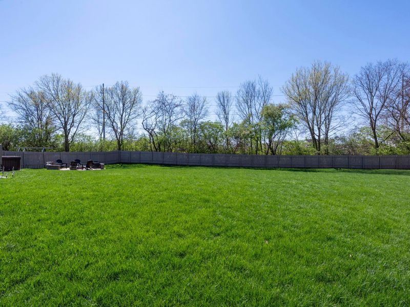 524 Thorngate Court, Galloway, OH 43119 Photo 4