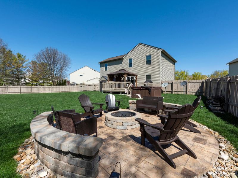 524 Thorngate Court, Galloway, OH 43119 Photo 8