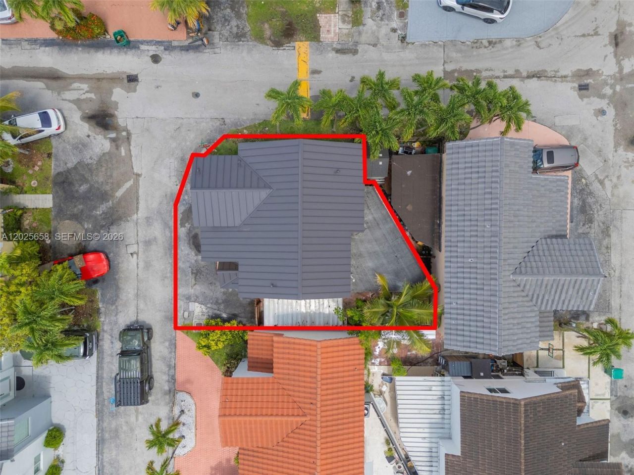 12682 NW 7th Way , Miami, FL 33182 Photo